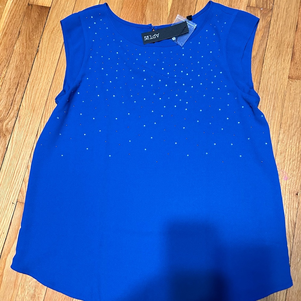 New Womens Top